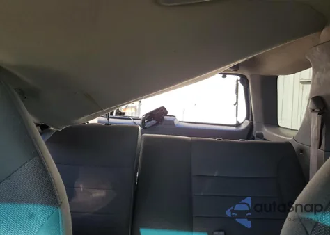 2001 Ford Escape Xlt из США, поврежденный, VIN 1FMCU04171KF93748